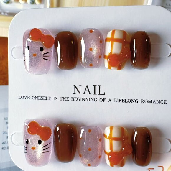 Handmade Press-On Nails - Picture 14 of 16